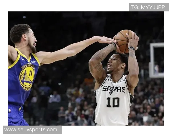 掘金笑傲西部,火箭滑落五名之外,西部战局再掀波澜 掘金笑傲西部,火箭滑落五名之外,西部战局再掀波澜